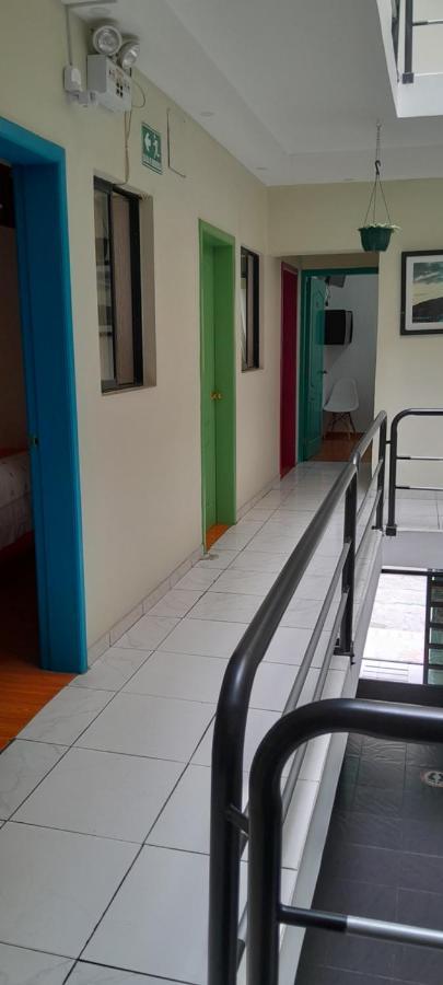 Hostal Brilliant กีโต ภายนอก รูปภาพ